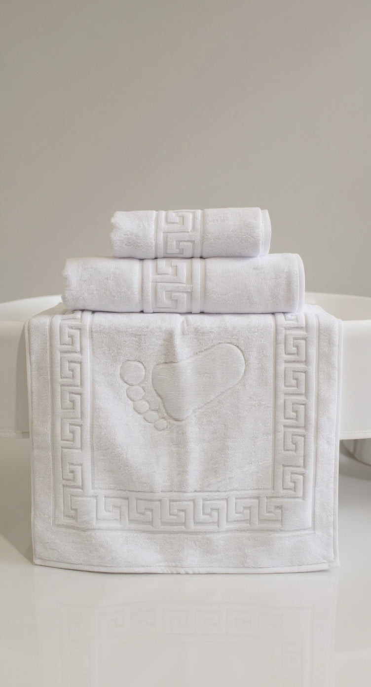 3'lü Beyaz Greek Havlu Set-1 Ad El Havlusu 50x90, 1 Ad Banyo Havlusu 70x140 1 Ad Ayak Havlusu 50x70