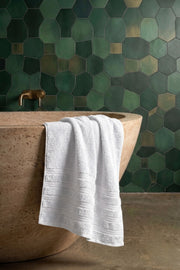Işıl Premium Banyo Havlusu 70x140cm - Beyaz - %100 Pamuk - 600 gr/m2