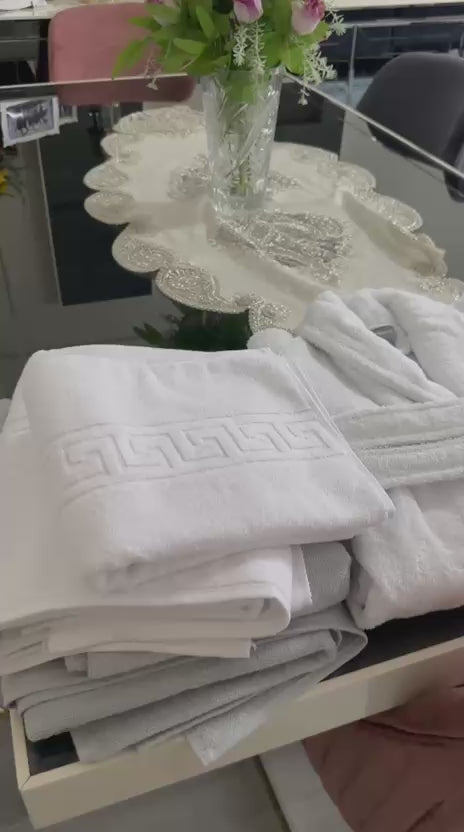 Videoyu aç: Şalyaka Bornoz Beyaz %100 Pamuk Unisex Spa Için Ideal Kadın/Erkek